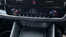 Nissan Qashqai 1.3 DiG-T MH N-Connecta 5dr Petrol Hatchback